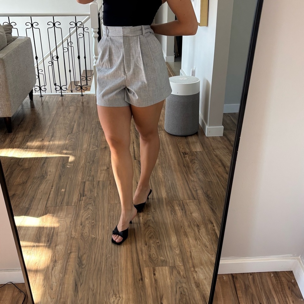 Curve Love A&F Sloane Tailored Short - Picture 4 of 6